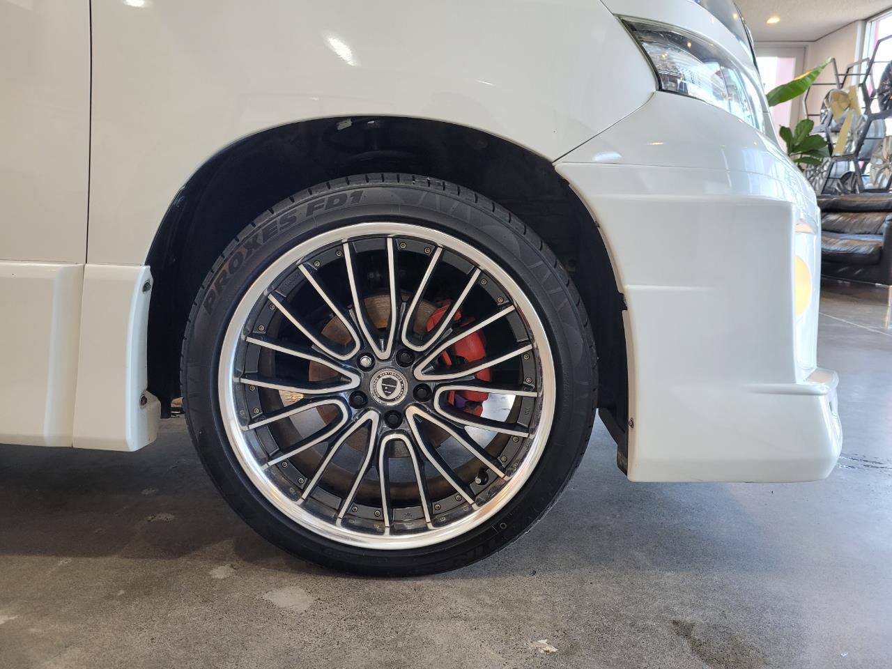 2012 Toyota Vellfire