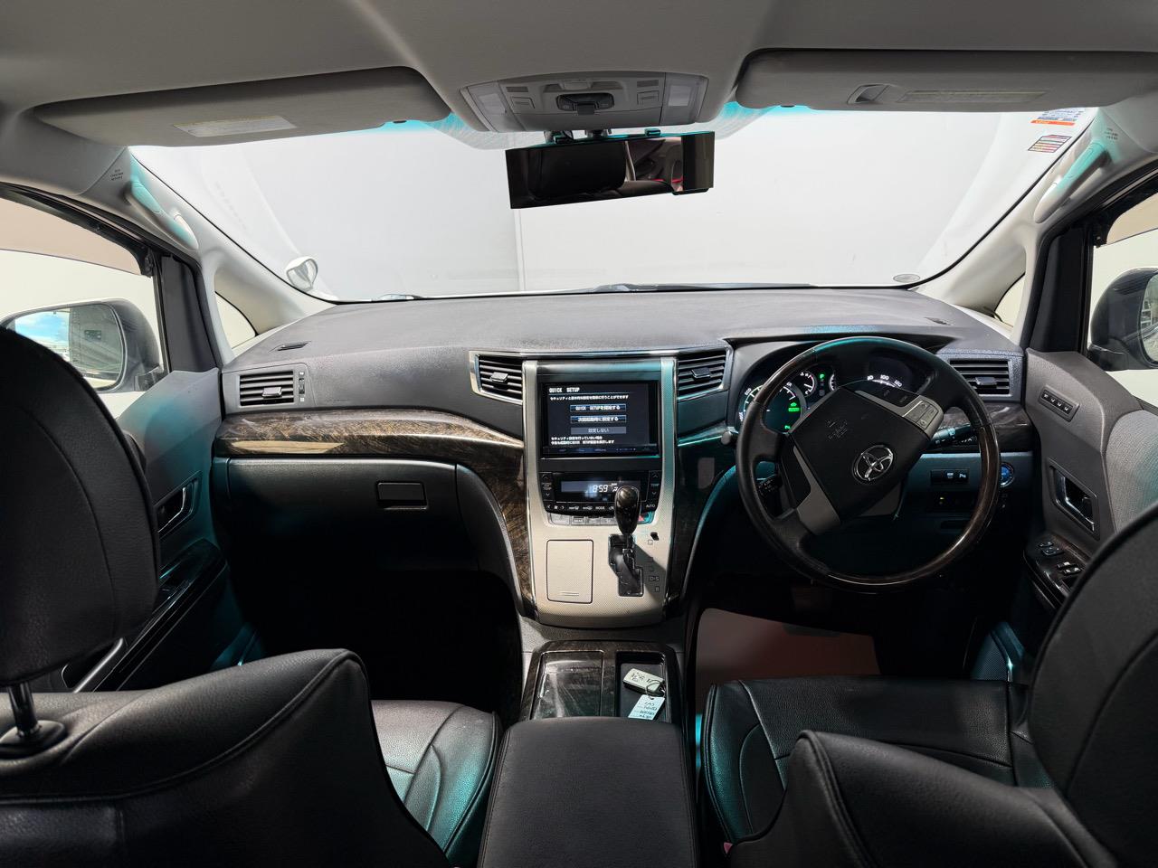 2014 Toyota Vellfire