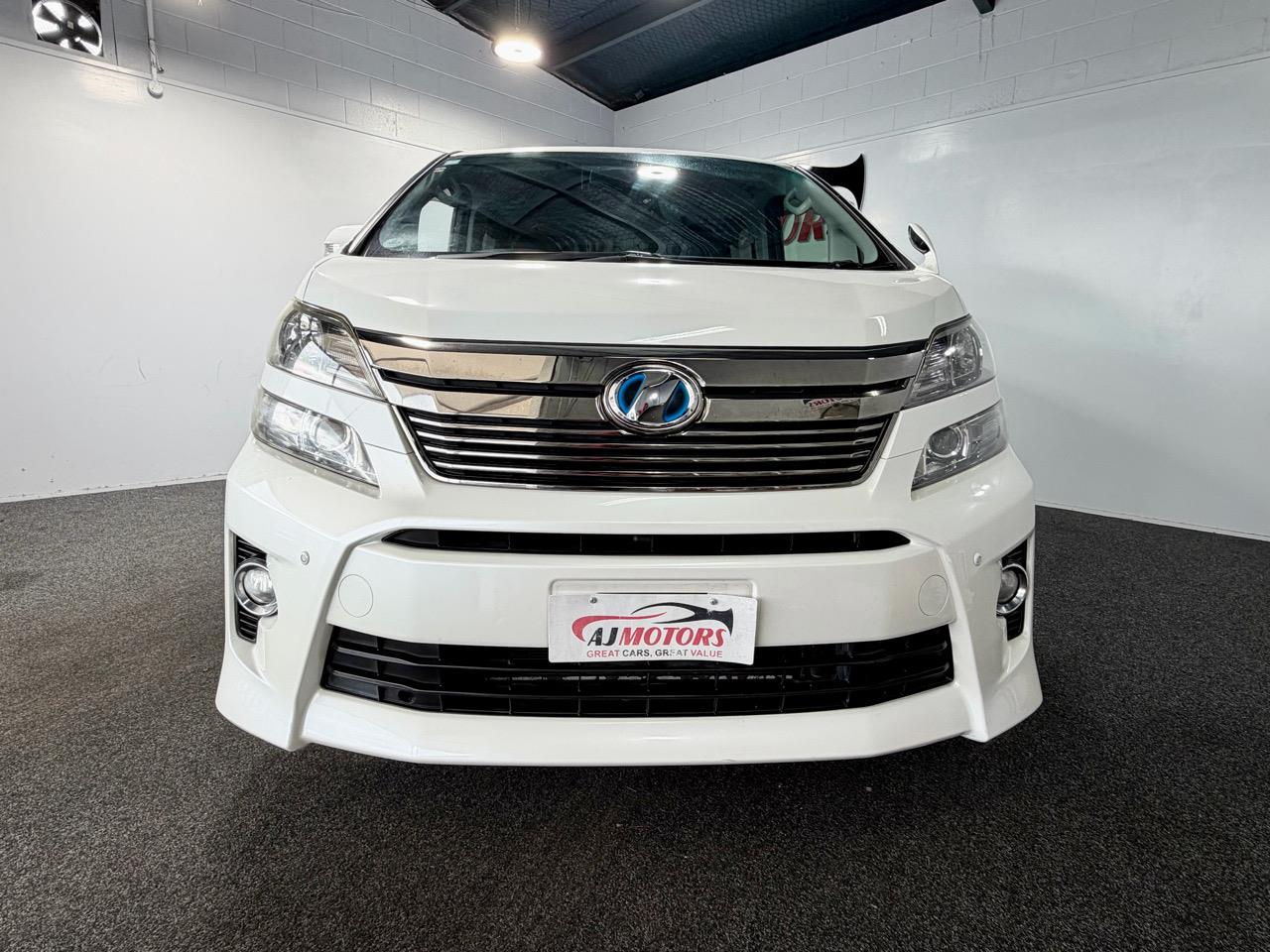 2014 Toyota Vellfire