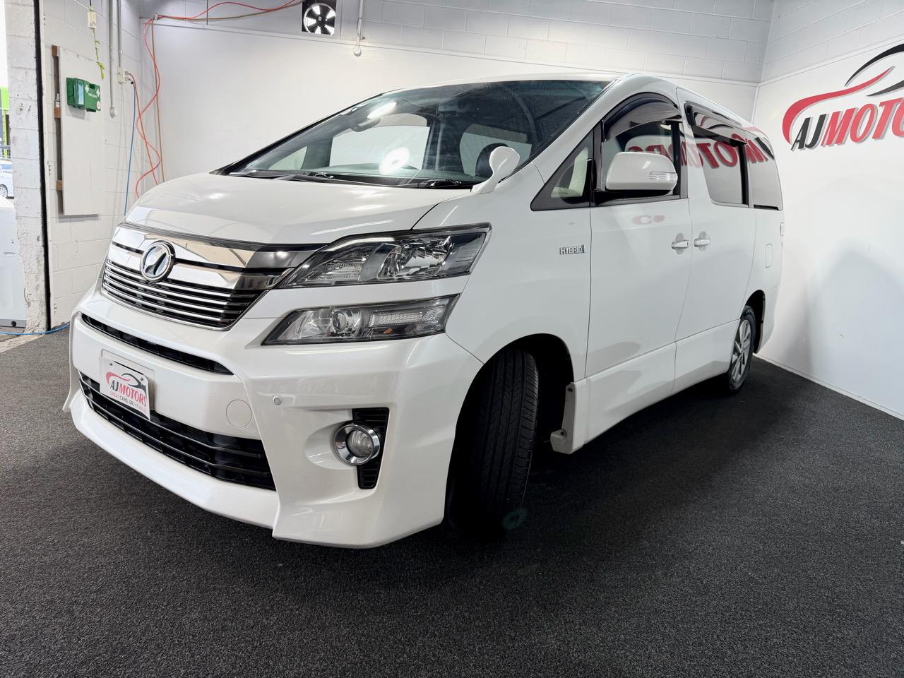2014 Toyota Vellfire