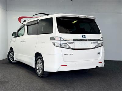 2014 Toyota Vellfire - Thumbnail
