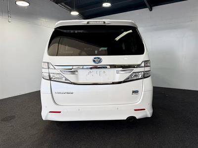 2014 Toyota Vellfire - Thumbnail