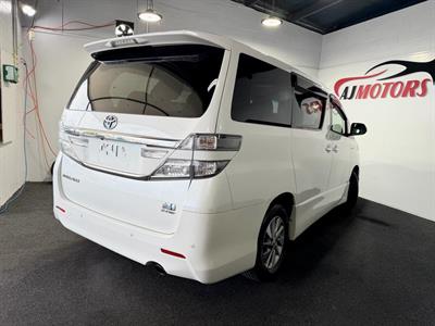 2014 Toyota Vellfire - Thumbnail