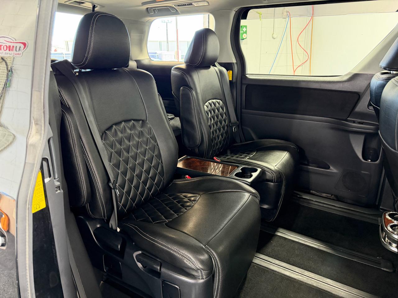 2012 Toyota Vellfire