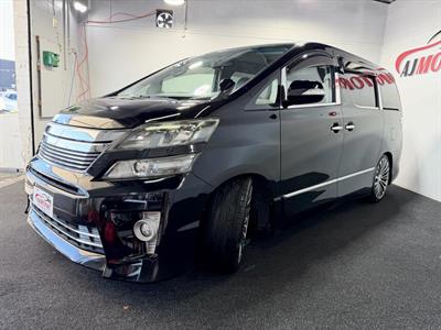 2012 Toyota Vellfire - Thumbnail