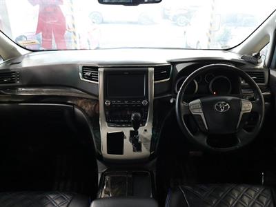2012 Toyota Alphard - Thumbnail