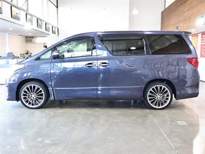 2012 Toyota Alphard - Thumbnail