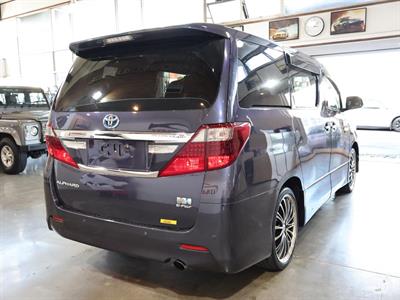 2012 Toyota Alphard - Thumbnail
