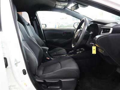 2018 Toyota Corolla - Thumbnail