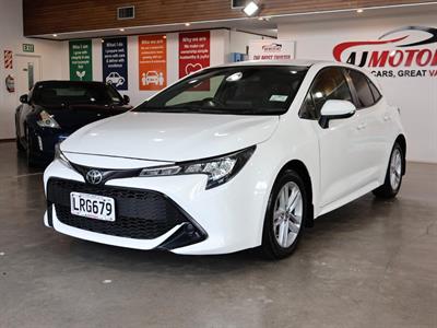 2018 Toyota Corolla - Thumbnail