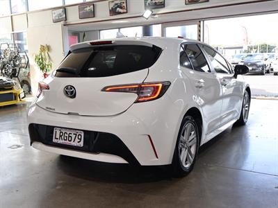 2018 Toyota Corolla - Thumbnail