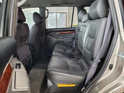 2004 Toyota Land Cruiser Prado - Thumbnail