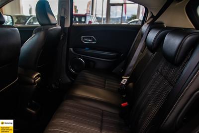 2014 Honda Vezel - Thumbnail