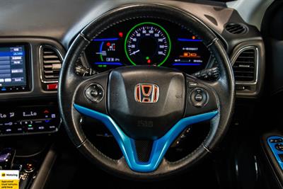2014 Honda Vezel - Thumbnail
