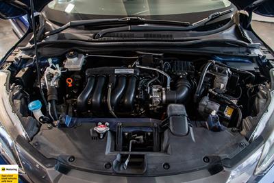 2014 Honda Vezel - Thumbnail