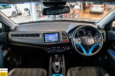 2014 Honda Vezel - Thumbnail