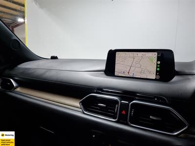 2018 Mazda CX-8 - Thumbnail