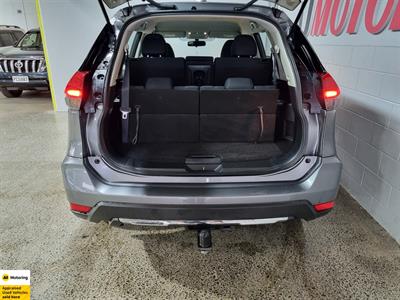 2022 Nissan X-Trail - Thumbnail