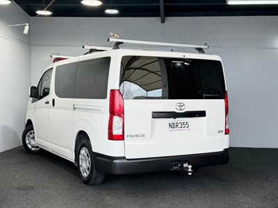 2020 Toyota Hiace - Thumbnail
