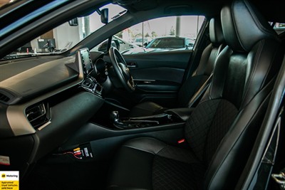 2020 Toyota C-HR - Thumbnail