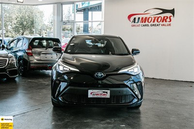 2020 Toyota C-HR - Thumbnail