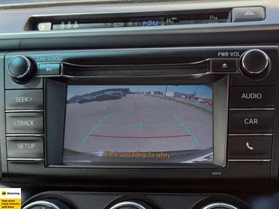 2018 Toyota RAV4 - Thumbnail