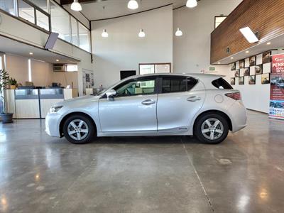 2012 Lexus CT 200h - Thumbnail