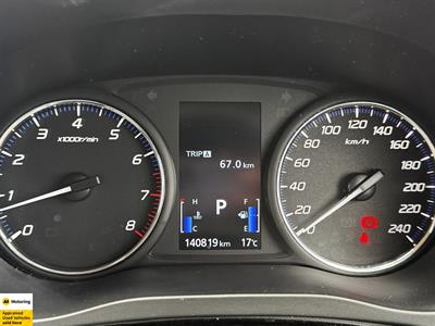 2022 Mitsubishi Outlander - Thumbnail