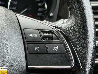 2022 Mitsubishi Outlander - Thumbnail