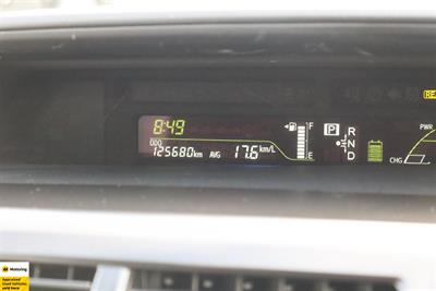 2012 Toyota Prius - Thumbnail