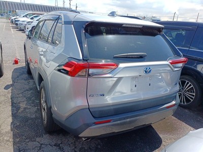 2021 Toyota RAV4 - Thumbnail