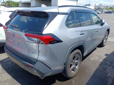 2021 Toyota RAV4 - Thumbnail