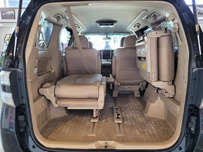 2012 Toyota Vellfire - Thumbnail