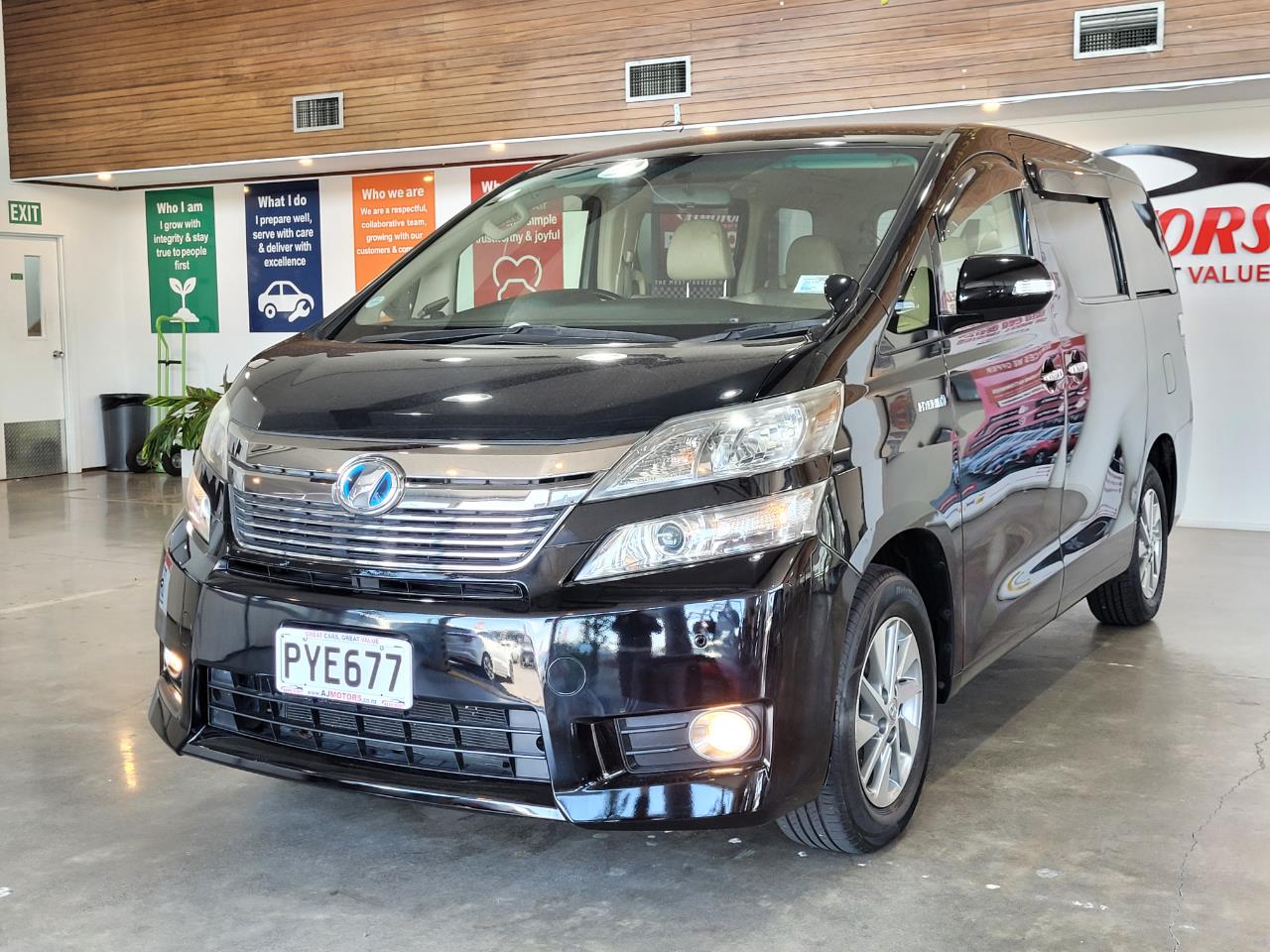 2012 Toyota Vellfire