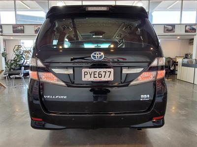 2012 Toyota Vellfire - Thumbnail