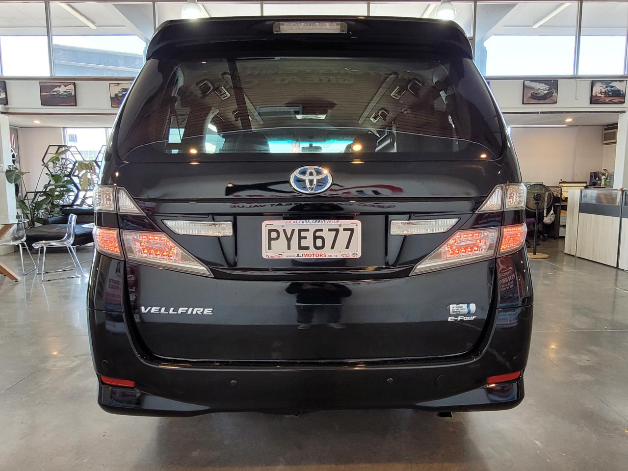 2012 Toyota Vellfire