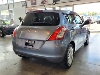 2016 Suzuki Swift - Thumbnail