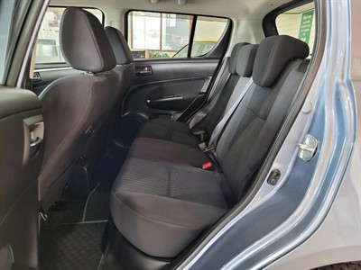 2016 Suzuki Swift - Thumbnail