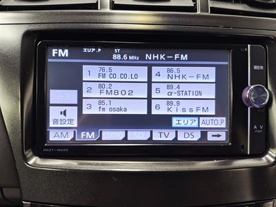 2013 Toyota Prius Alpha - Thumbnail