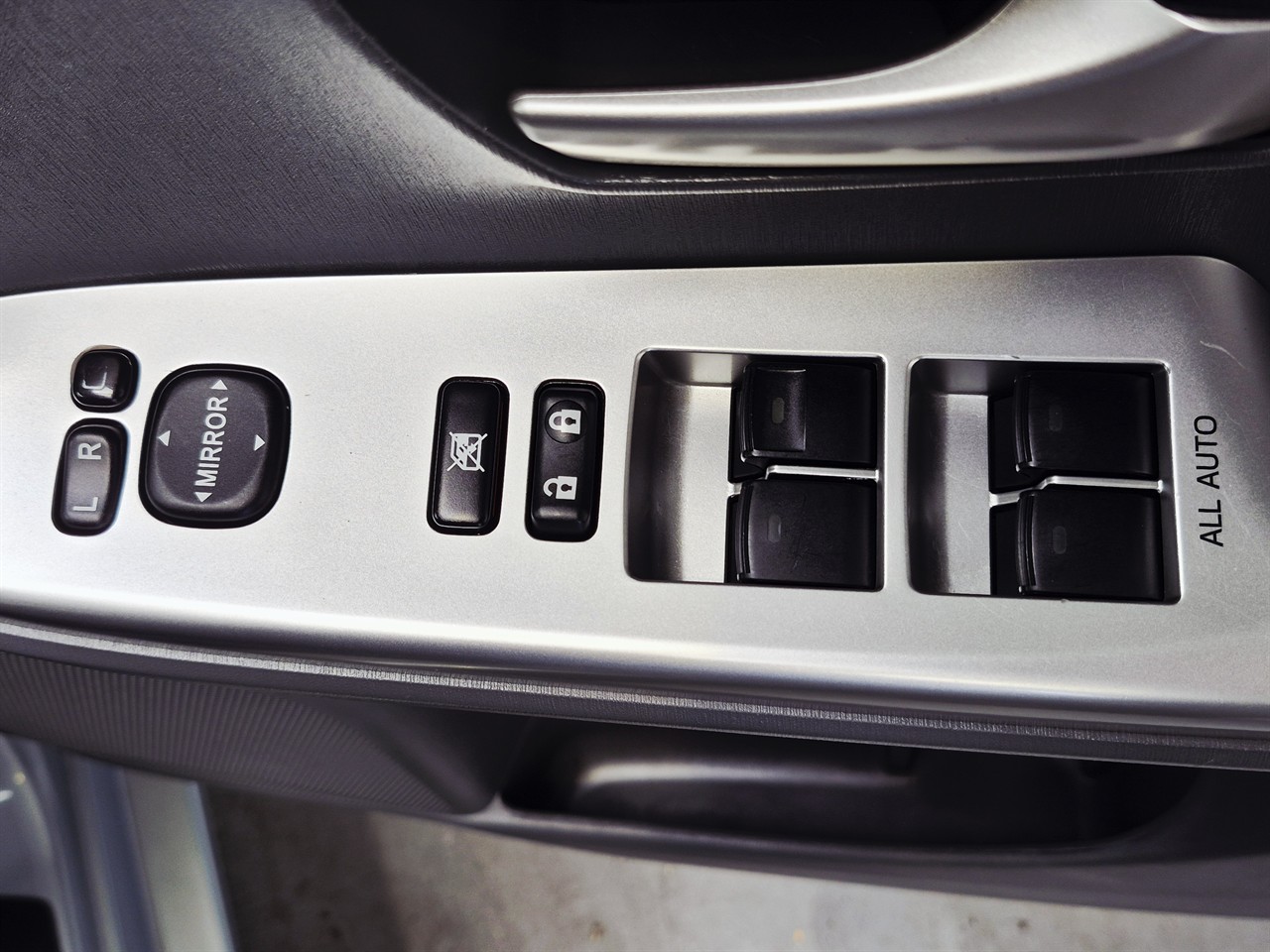 2013 Toyota Prius Alpha