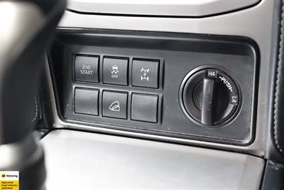 2019 Toyota Land Cruiser Prado - Thumbnail