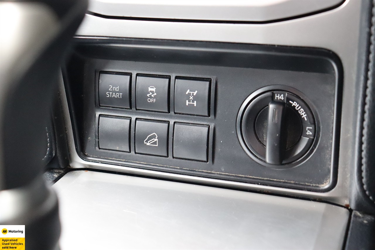 2019 Toyota Land Cruiser Prado