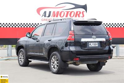 2019 Toyota Land Cruiser Prado - Thumbnail