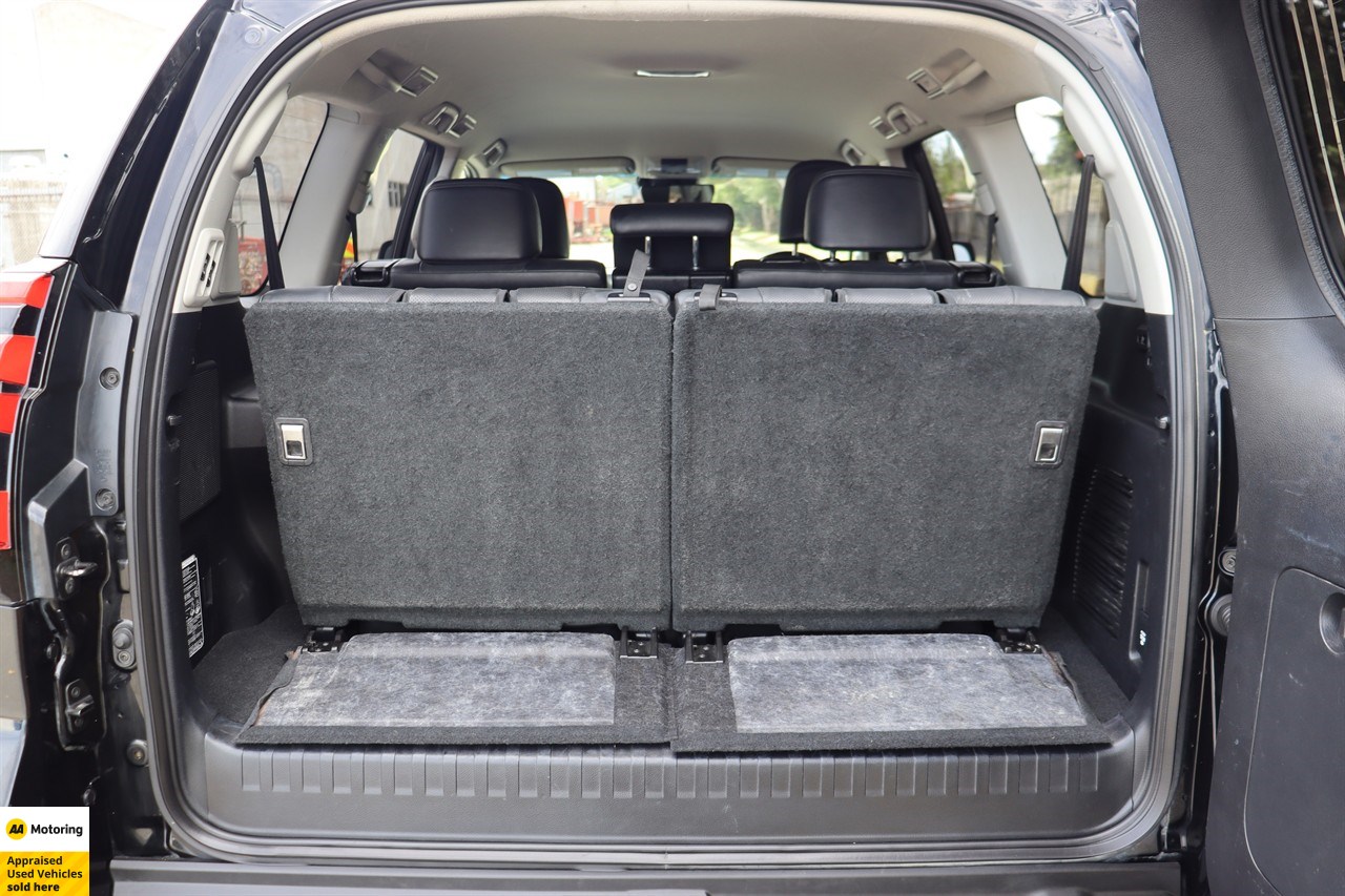 2019 Toyota Land Cruiser Prado