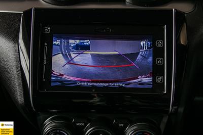 2023 Suzuki Swift - Thumbnail