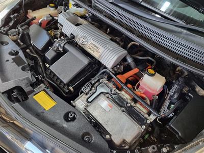 2012 Toyota Prius - Thumbnail