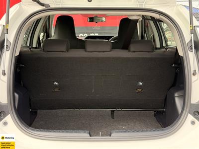 2018 Toyota Aqua - Thumbnail