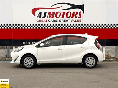 2018 Toyota Aqua - Thumbnail