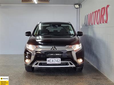 2019 Mitsubishi Outlander - Thumbnail