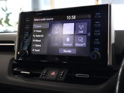 2021 Toyota RAV4 - Thumbnail